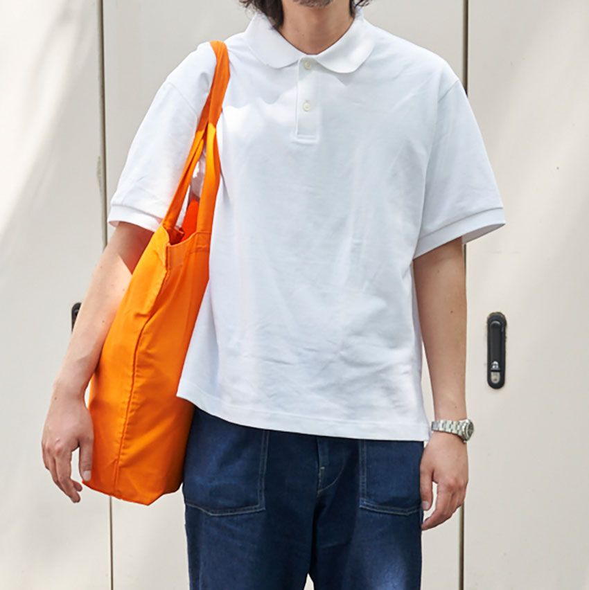 スタイルある大人たちに学ぶ、“自然体コーデ”の方程式。「服はシンプルに小物で個性を出す！」 - 1枚目の画像