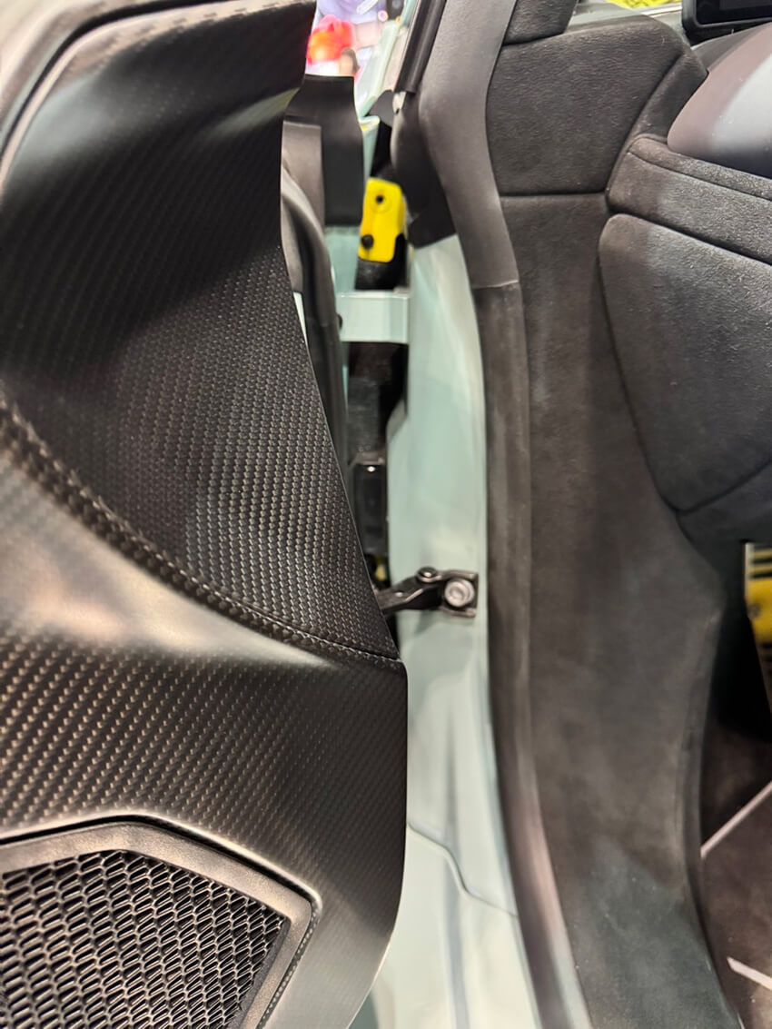 最新カーラッピング事情をプロが解説。進化しすぎて150万円以上の高額ラッピングも!? - 4枚目の画像