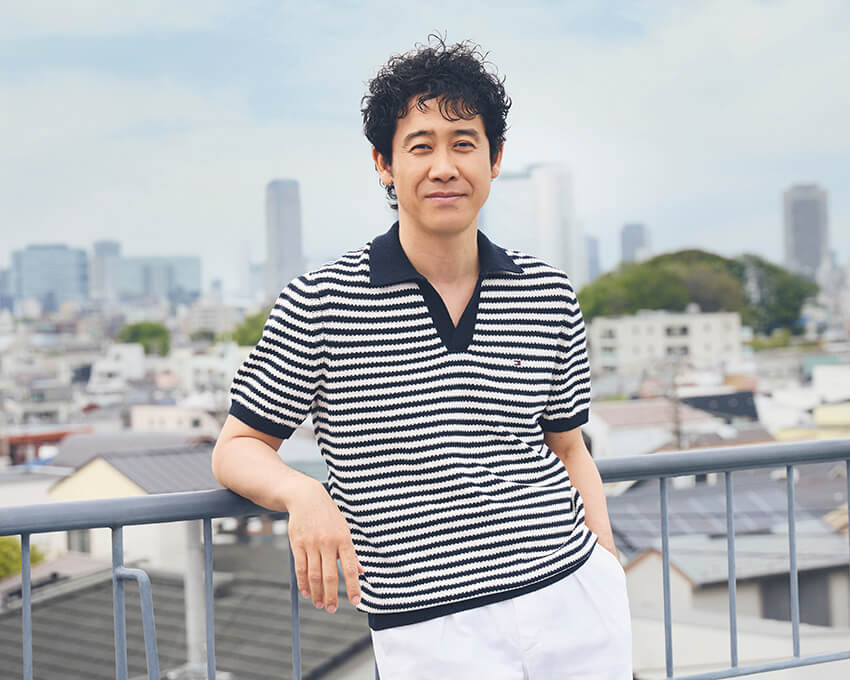 俳優・大泉 洋が「トミー ヒルフィガー」を着て語る、男として、父