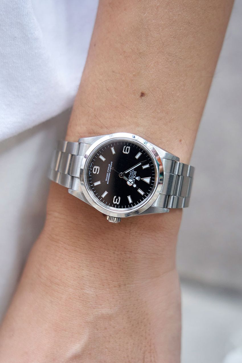 ロレックス「エクスプローラーⅠ」でTシャツスタイルを引き締める。三者三様の実践例 - 3枚目の画像