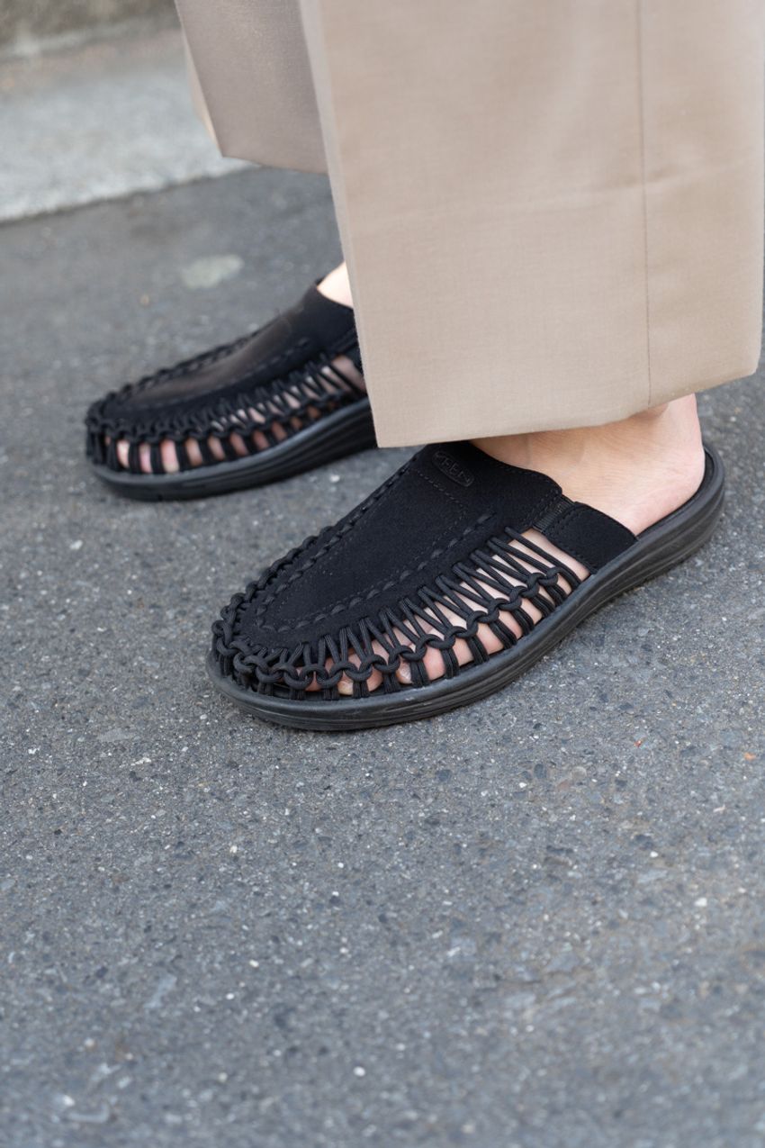 グラフペーパーの“深ネイビー”は大人見えする優秀アイテム！シャツ、Tシャツで取り入れてみた - 4枚目の画像