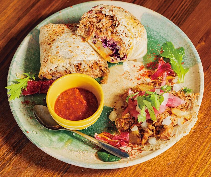 道祖修二さんが初のソロ新曲をリリース！MV撮影地の「沖縄・北谷」で海岸線の魅力を開拓 - 10枚目の画像