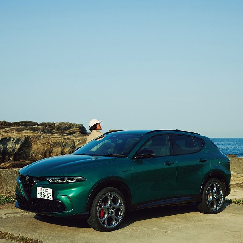 「アルファ ロメオ トナーレ プラグインハイブリッド Q4 ヴェローチェ」サイズ：全長4530×全幅1835×全高1615mm、車両重量：1880kg、駆動方式：4WD、エンジン最高出力：132kW。712万円〜［希望小売価格］／アルファ ロメオ（アルファ　0120-779-159）