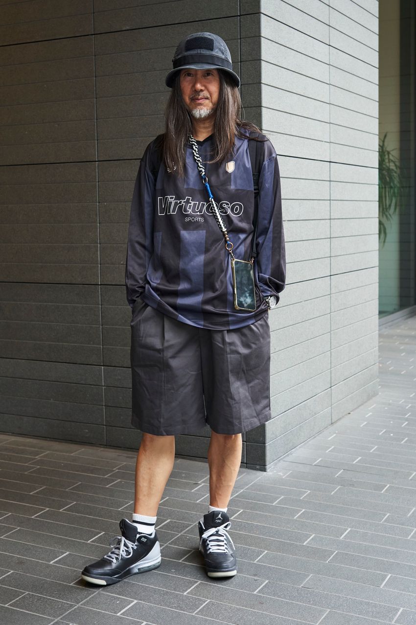 「GU」の黒ショーツが万能すぎる！普段着がサマになる3人のリアルコーデをスナップで - 6枚目の画像