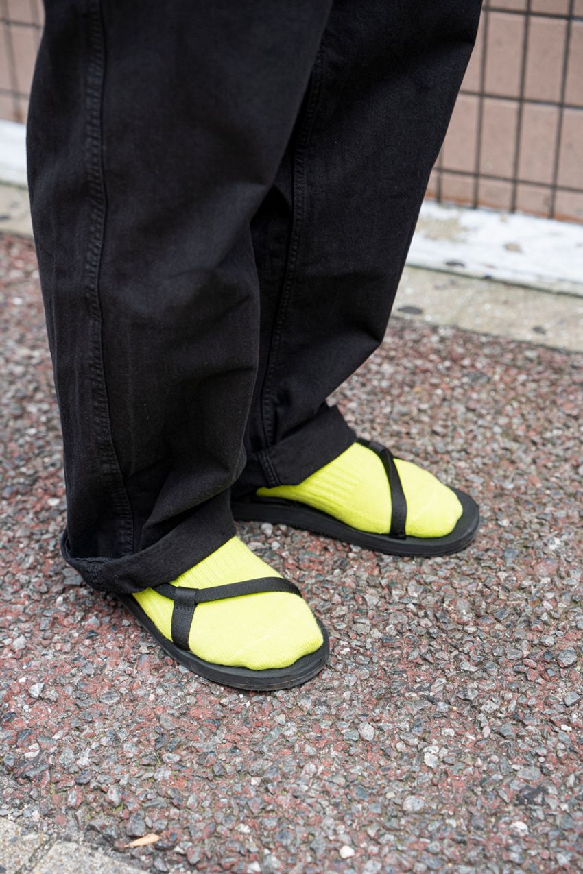 大人気のモンベル「ソックオンサンダル」の履きこなし3選。街仕様に仕上げるポイントを調査！ - 5枚目の画像