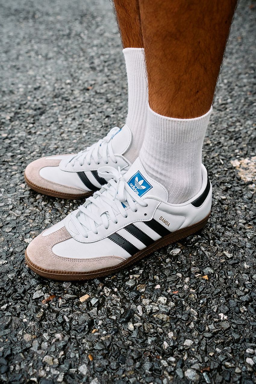 悩みがちな「ショーツ×ソックス」のベストバランスを調査！街角スナップ好例3選 - 5枚目の画像