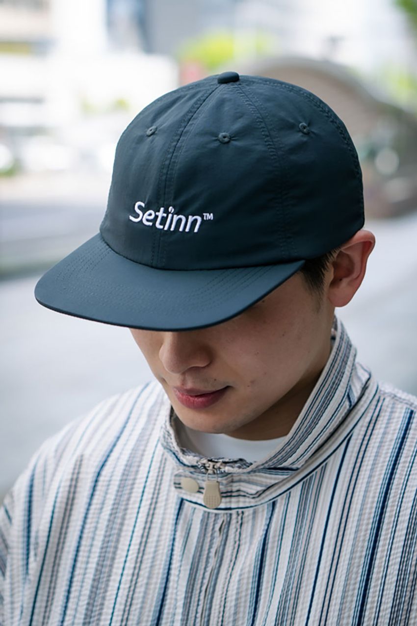 初夏のデニムスタイルは“白”で新鮮に！リー、ザラetc.爽やかに装った3名の着こなし例 - 9枚目の画像