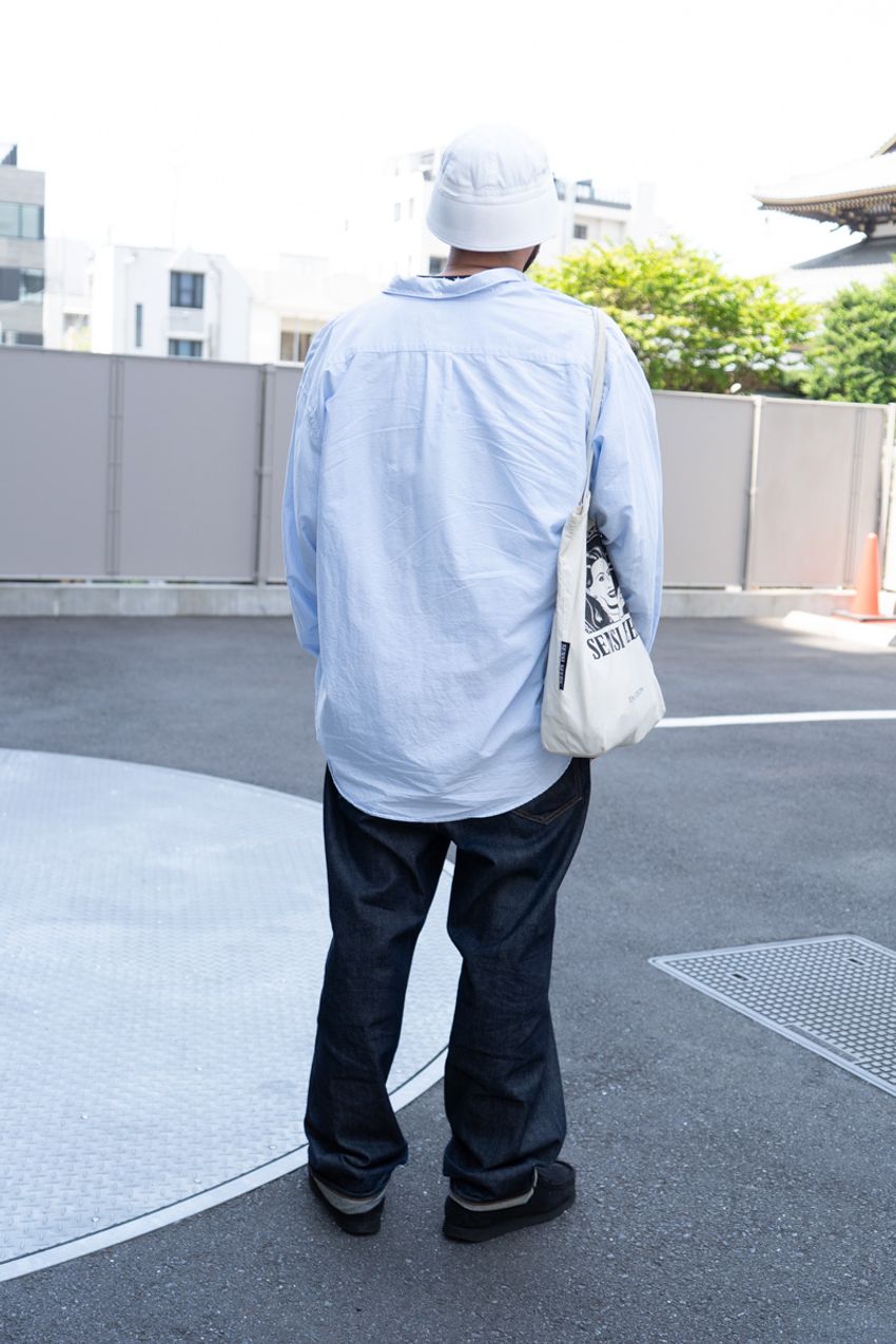 N.ハリウッド、シュプリームetc. 清涼感マシマシな「ブルーシャツ」コーデ好例3選 - 9枚目の画像
