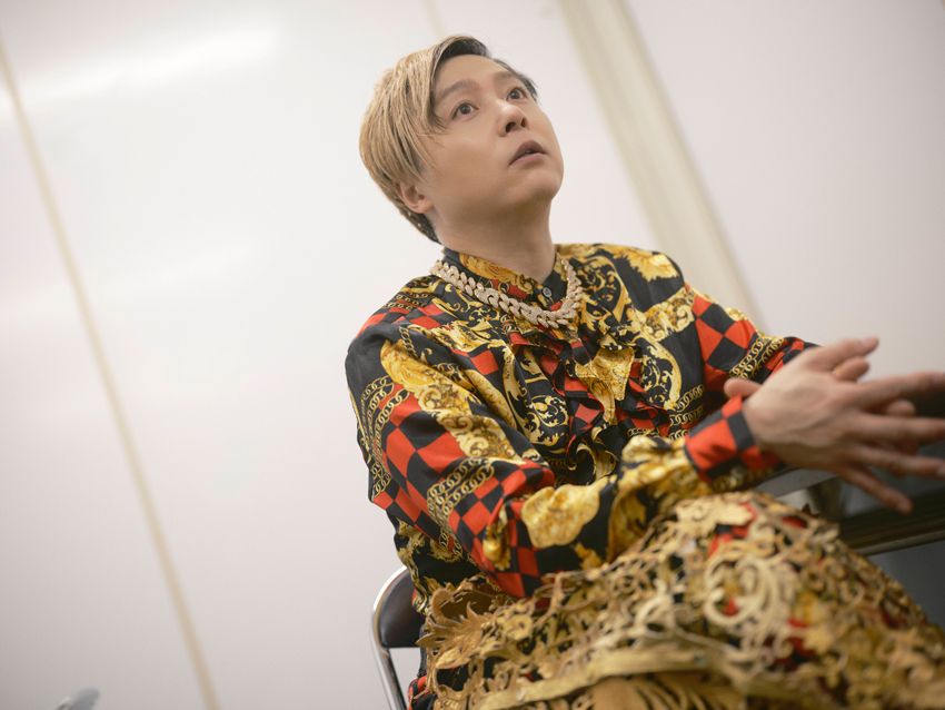 「衣装のモチーフは『ジョジョの奇妙な冒険』」堂本剛に聞く、“自分らしく生きる”ためのヒント - 8枚目の画像