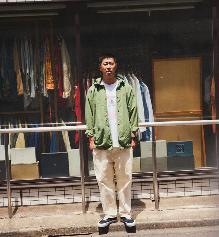 愛犬を散歩中のパンサー・尾形さんに突撃！ オールドステューシーにカーハート…本物のストリート愛 - 23枚目の画像