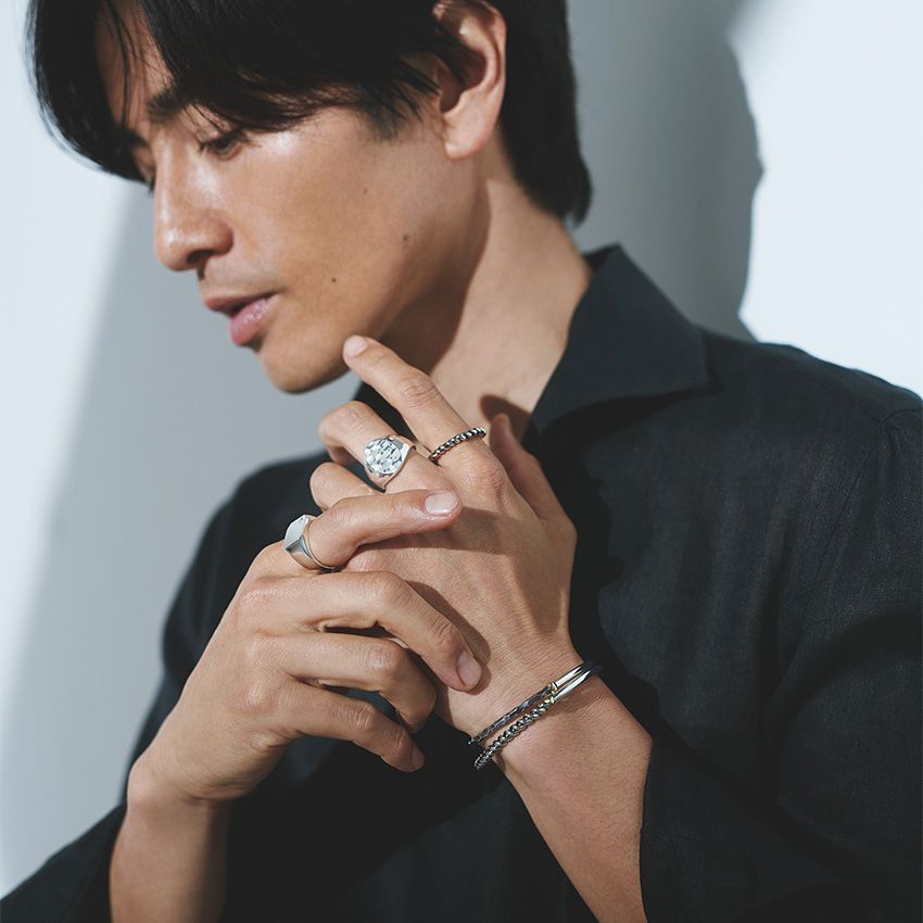 バングル、リング2万4200円〜5万8300円/すべてファンタスティックマン