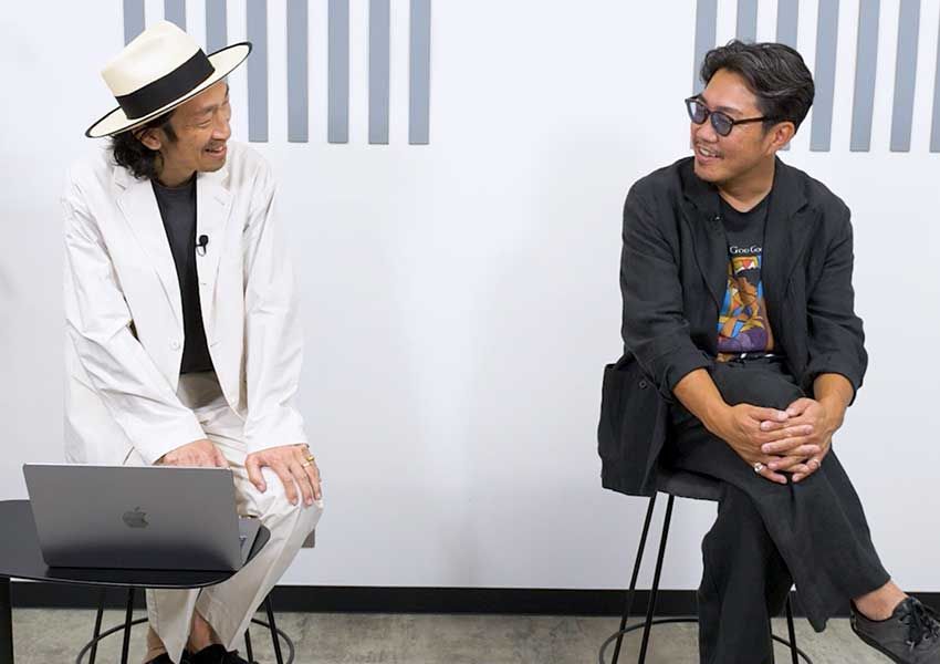 ［左］原 亮太●OCEANS統括編集長。’79年生まれ。落語好きな愛知県出身者。現在は息子とともにバスケに夢中！［右］菊池陽之介●’79年生まれ。スタイリスト熊谷隆志氏に師事し、2004年に独立。息子とキャンプへ行くことが今の生き甲斐。