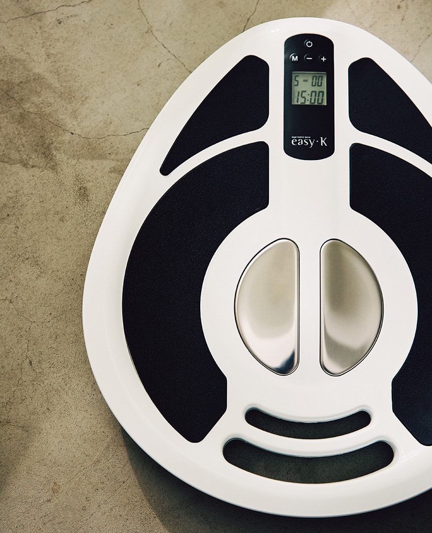 easy K 座るだけで簡単！EMSで骨盤底筋群にアプローチ 骨盤底筋トレーニング easy-K - QVC.jp
