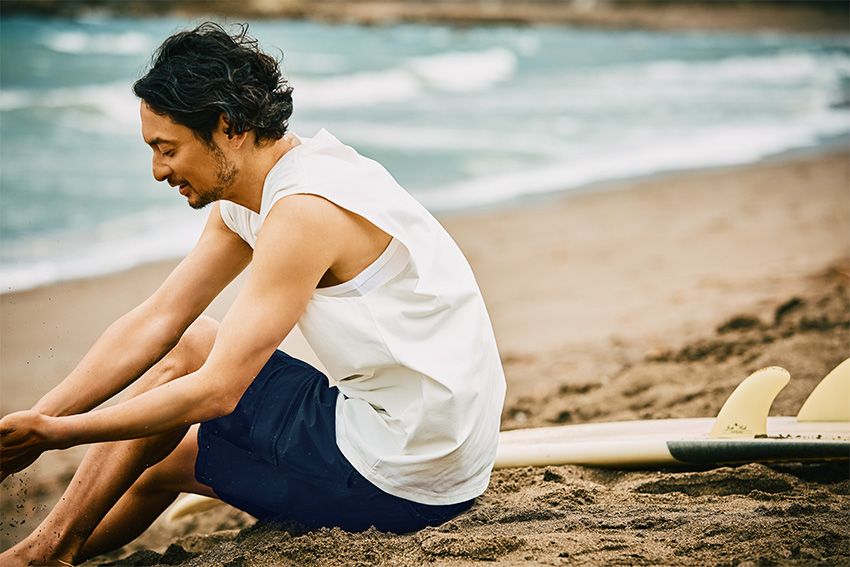 カットソー4180円、ショーツ6050円／ビーミング by ビームス（ビーミング ライフストア by ビームス ららぽーとTOKYO-BAY店　047-436-6500）