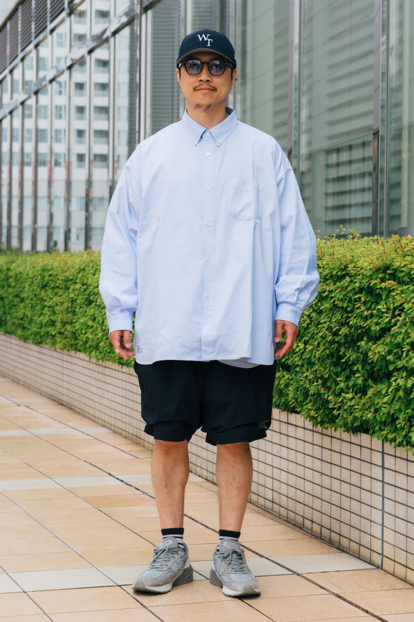 「シャツ×短パン」は無敵。ではどんなシャツが正解？ 3人のスナップで導くベストバランス - 6枚目の画像