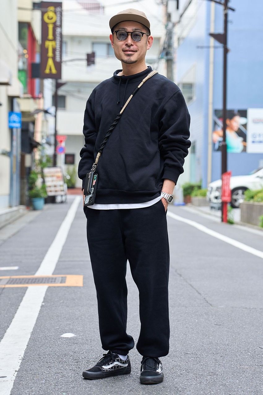 「ユニクロ」の汎用性は無限だ！夏の王道「Tシャツ×デニム」の垢抜けテク【今週の人気記事TOP5】 - 4枚目の画像