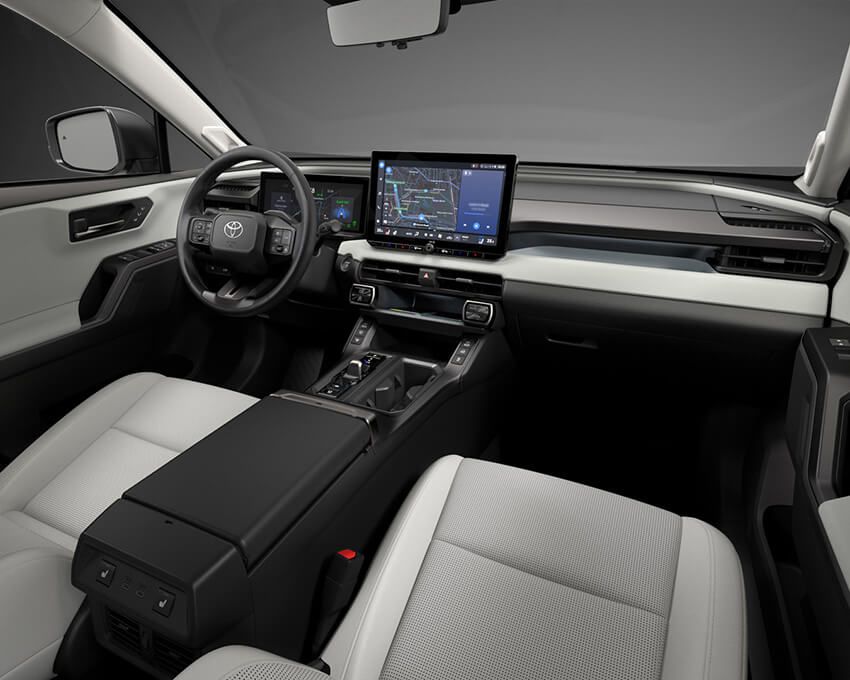 四角い液晶メーターパネルの隣に大きめのセンターディスプレイが備わる。