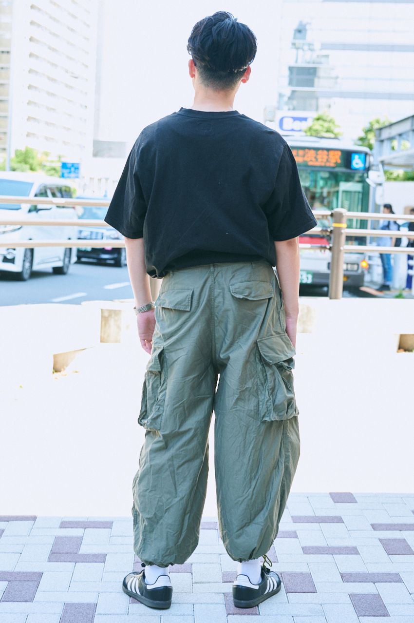 1枚でサマになるシンプルな“黒T”を街角調査！ アンドワンダー、シュプリーム、エイトン - 4枚目の画像