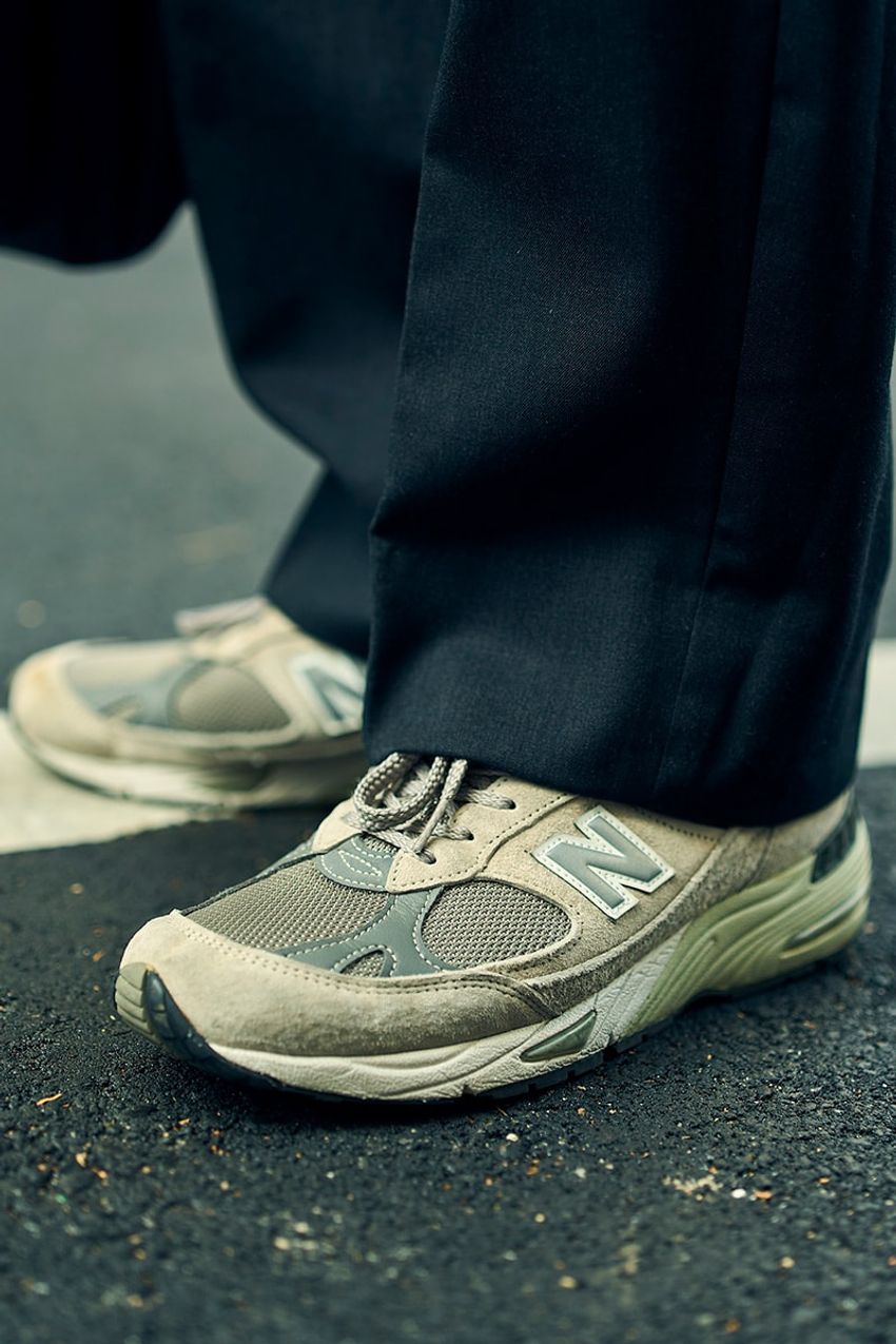 トップスは“エイトン派”な男たち。シンプルなのにどこか洒落る秘訣をリアルコーデで検証！ - 4枚目の画像