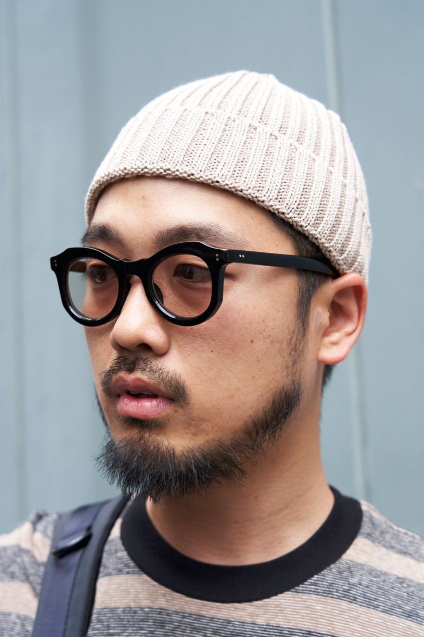 夏の必勝コーデ「長袖×短パン」。大人のショーツ姿で起こりがちな“子供見え”の回避策をスナップで - 5枚目の画像