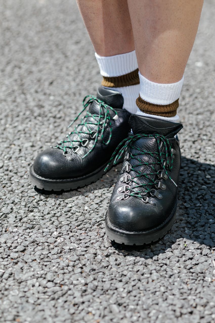 “ソックス”で夏コーデにアクセントを加えた街の洒落者3選！ 着こなしのポイントは…… - 3枚目の画像