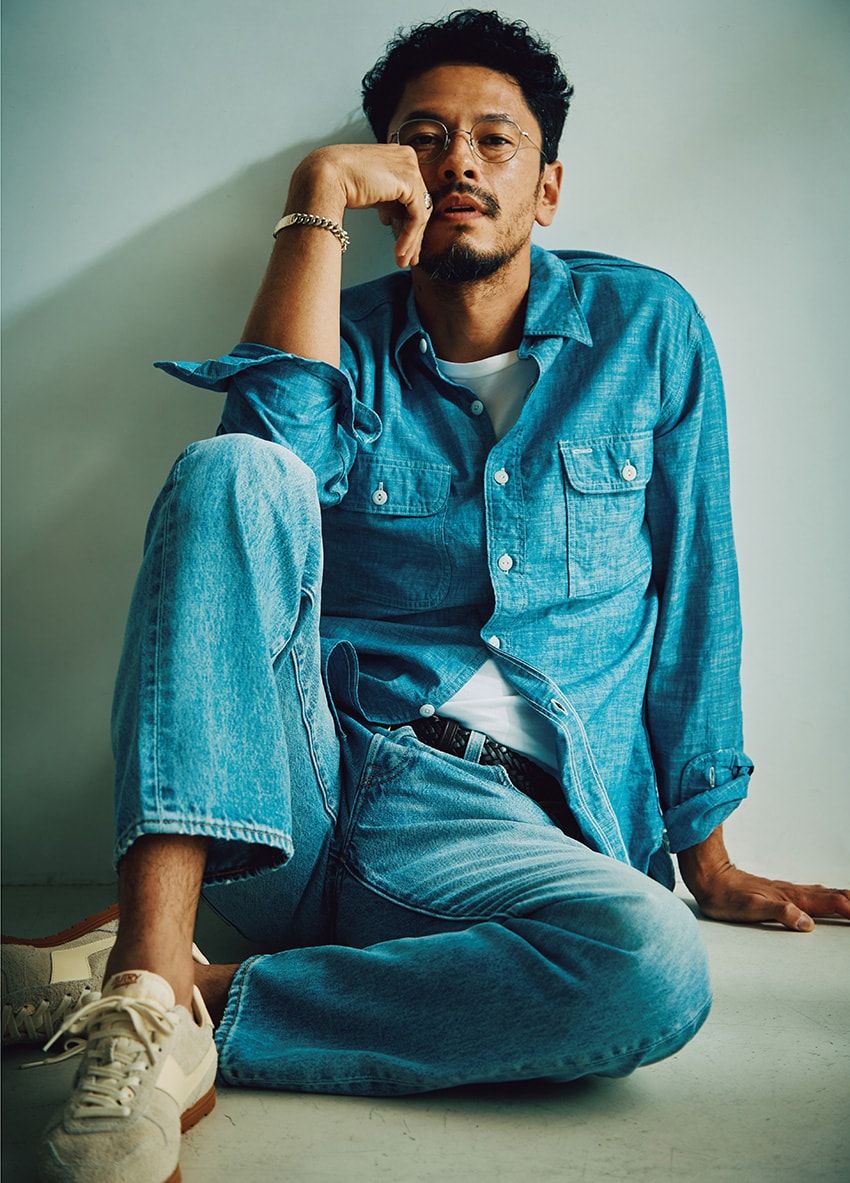 即実践できる！「シャツ」を大人っぽく着こなすためのちょっとしたテクニック8選 - 5枚目の画像