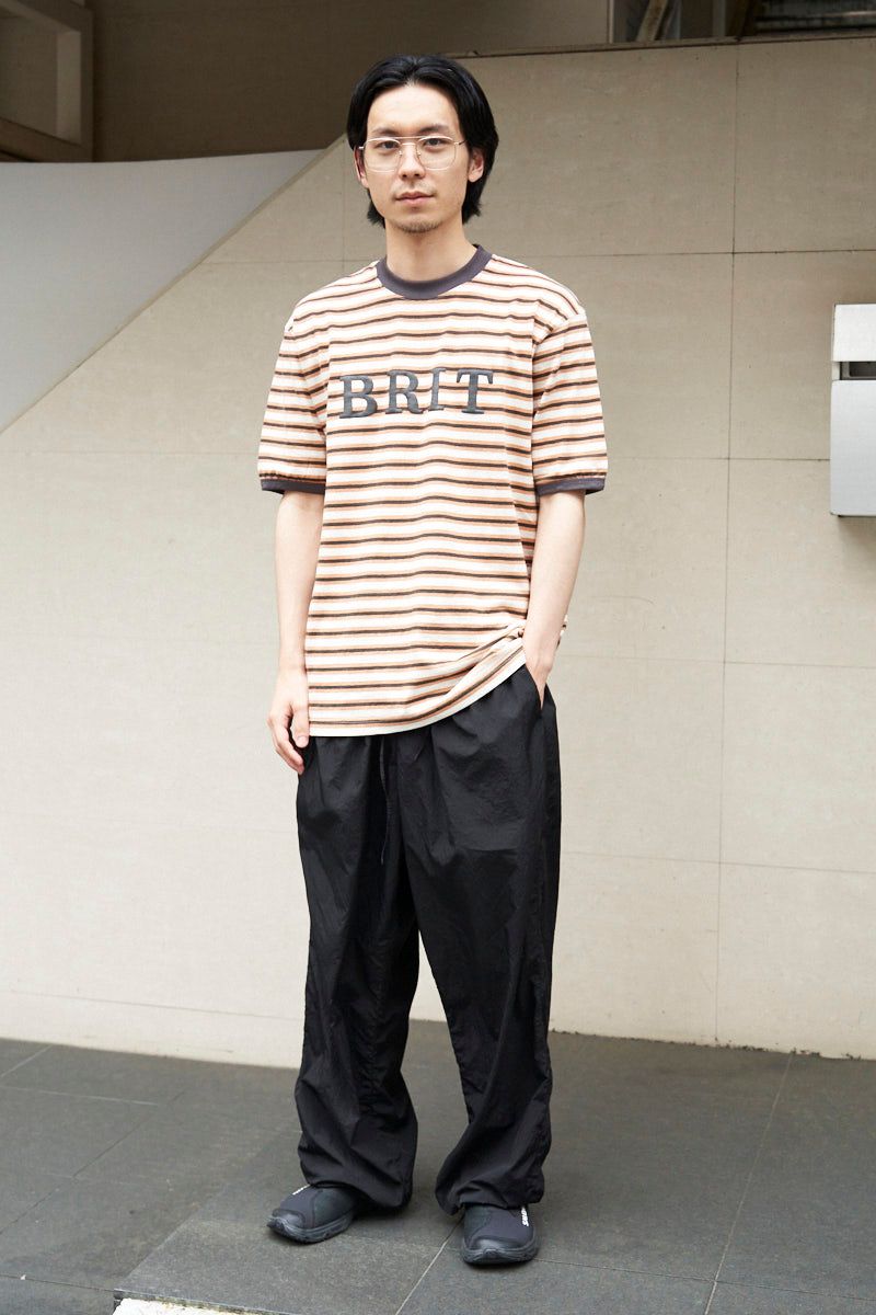 Tシャツ＝ザダファーアンドネフューズ