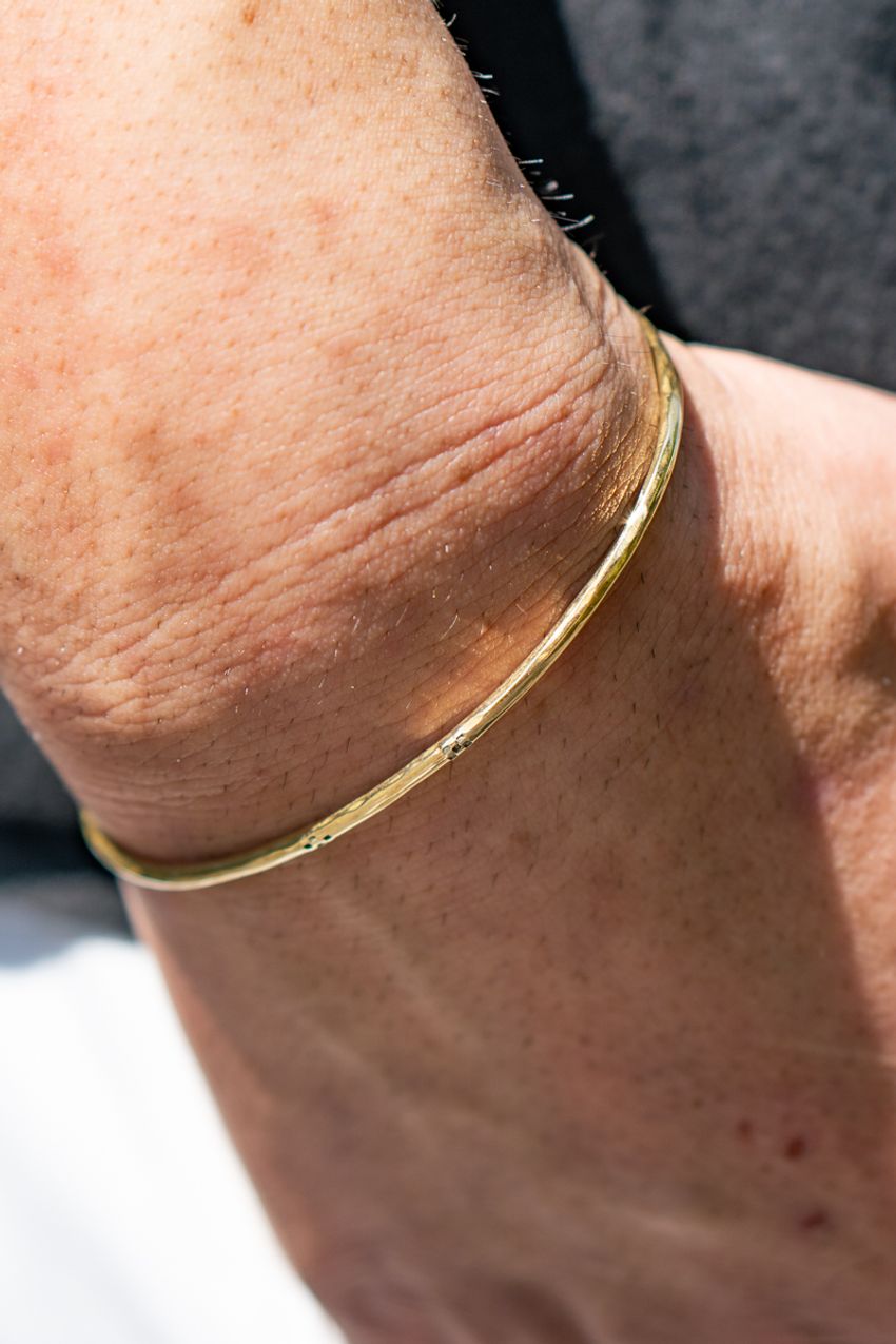 装いを新鮮に見せる“黒トップス×白パンツ“が街に急増中!?逆転の発想で夏のマンネリを回避せよ - 6枚目の画像