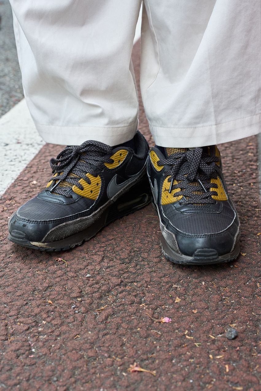 装いを新鮮に見せる“黒トップス×白パンツ“が街に急増中!?逆転の発想で夏のマンネリを回避せよ - 10枚目の画像