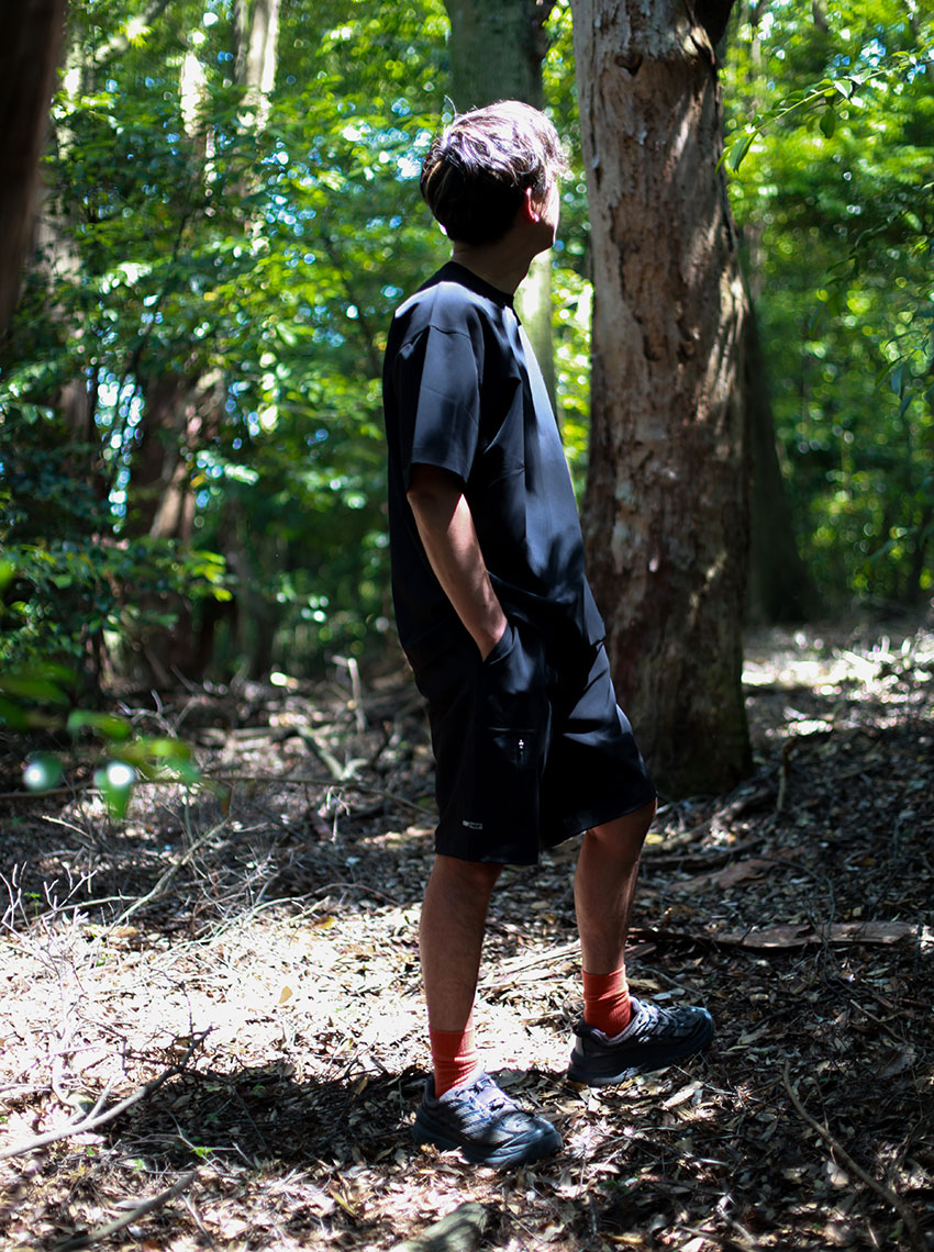 ショーツも“ブラックのセットアップ”なら簡単にキマる！グリップ