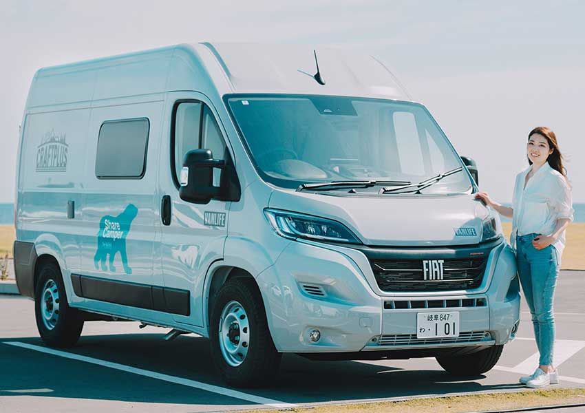 ついに「デニム仕様のキャンピングカー」がレンタル可能に！黒木美珠が勧めるトイファクトリーの新モデル - 13枚目の画像