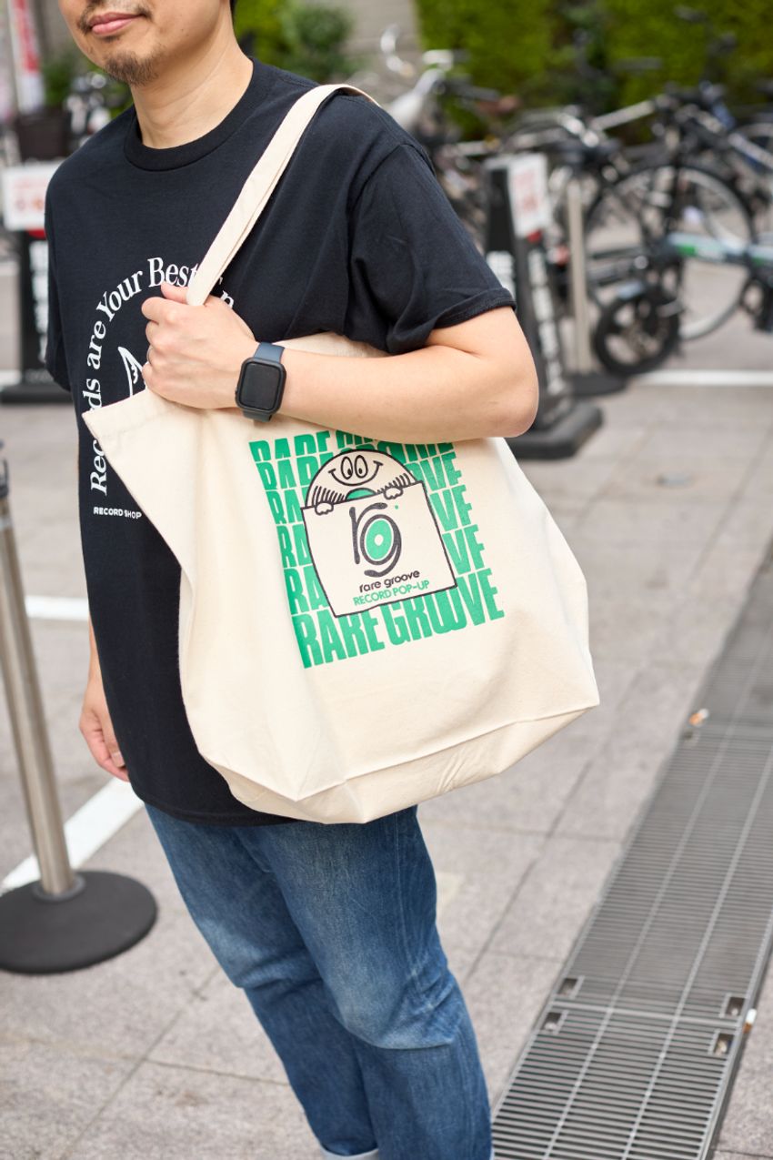 【20代、30代、40代】夏のリーバイスナップ3選！洒落者たちに学ぶ、“デニムの着こなし正解例” - 9枚目の画像