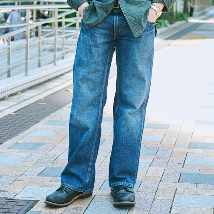 【20代、30代、40代】夏のリーバイスナップ3選！洒落者たちに学ぶ、“デニムの着こなし正解例” - 1枚目の画像