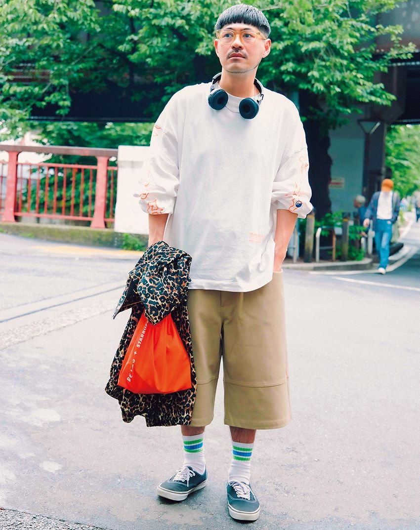 “ロンT合わせ”で年相応のショーツスタイルに。より大人っぽく見える“無地系”ならなお良し！ - 12枚目の画像