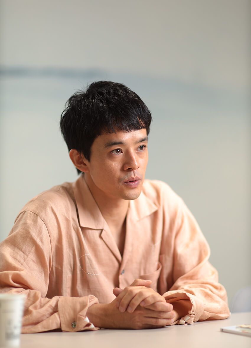 池松壮亮が感じた「俳優が世の中に与えられるコト」。コロナ禍を描いた映画『フロントライン』公開 - 1枚目の画像