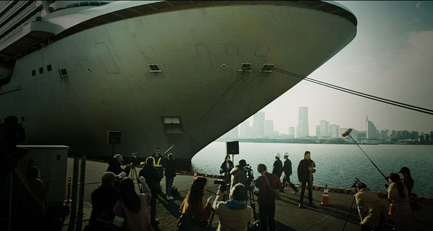 池松壮亮が感じた「俳優が世の中に与えられるコト」。コロナ禍を描いた映画『フロントライン』公開 - 8枚目の画像