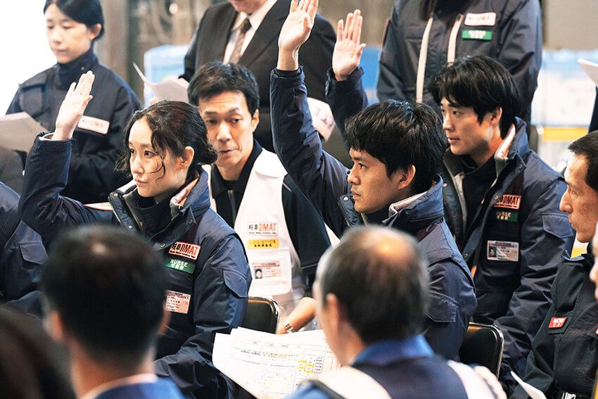 池松壮亮が感じた「俳優が世の中に与えられるコト」。コロナ禍を描いた映画『フロントライン』公開 - 7枚目の画像