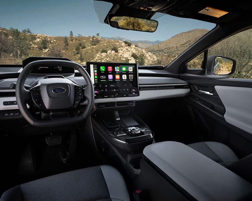 インパネ中央に据えられたディスプレイは同社史上最大となる14インチ。