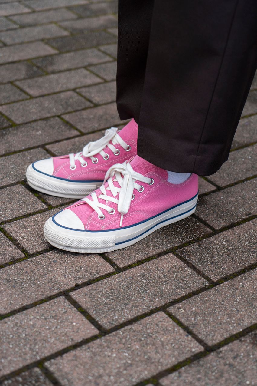 夏はピンクの「コンバース」着用率が高い説！意外にも汎用性抜群、適度なアクセントも効果的 - 3枚目の画像
