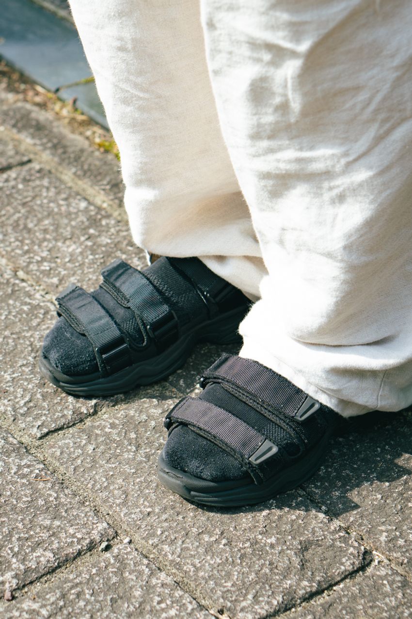 夏こそ映える“ブルーコーデ”。視覚的にもクールな洒落者3名を街角スナップで！ - 5枚目の画像