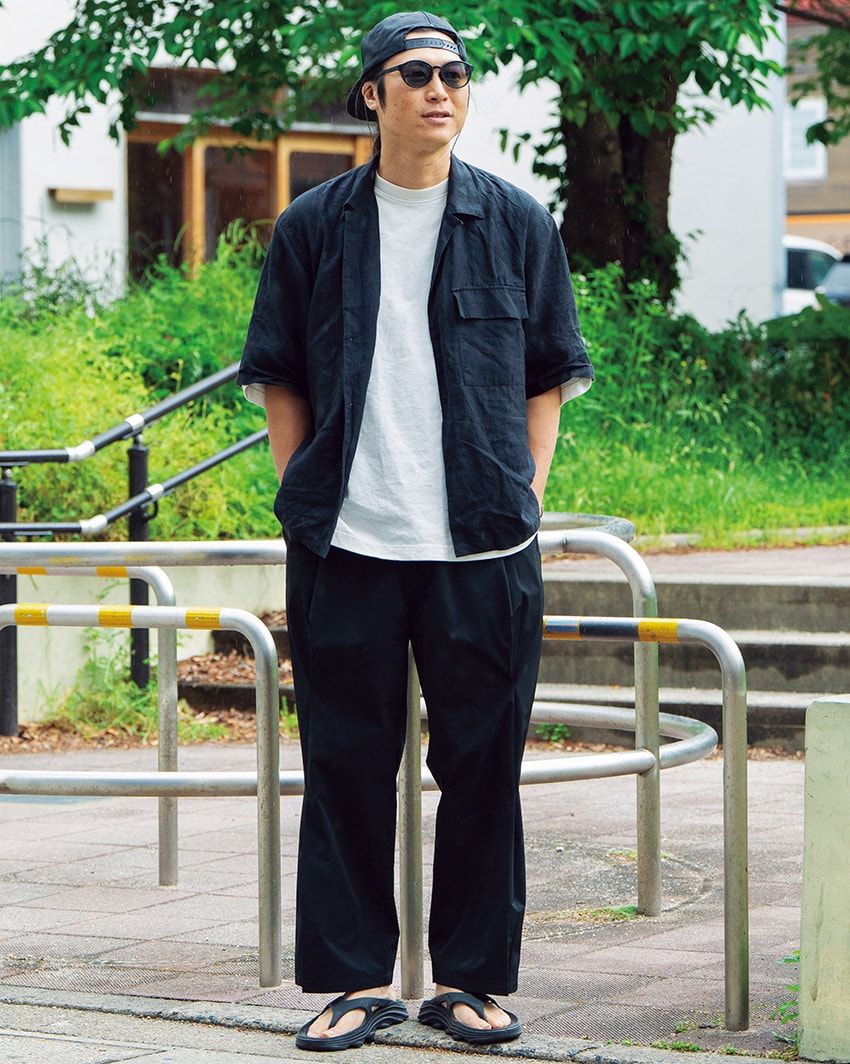 シャツ＝スティル バイ ハンド　Tシャツ＝コントール　パンツ＝スー