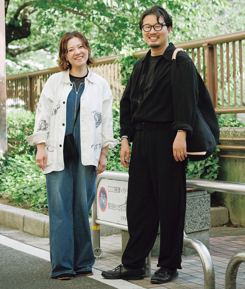 人気継続の黒コーデ。マンネリ回避の巧みな着こなしをスナップで。グラデーション、オールブラックetc. - 10枚目の画像