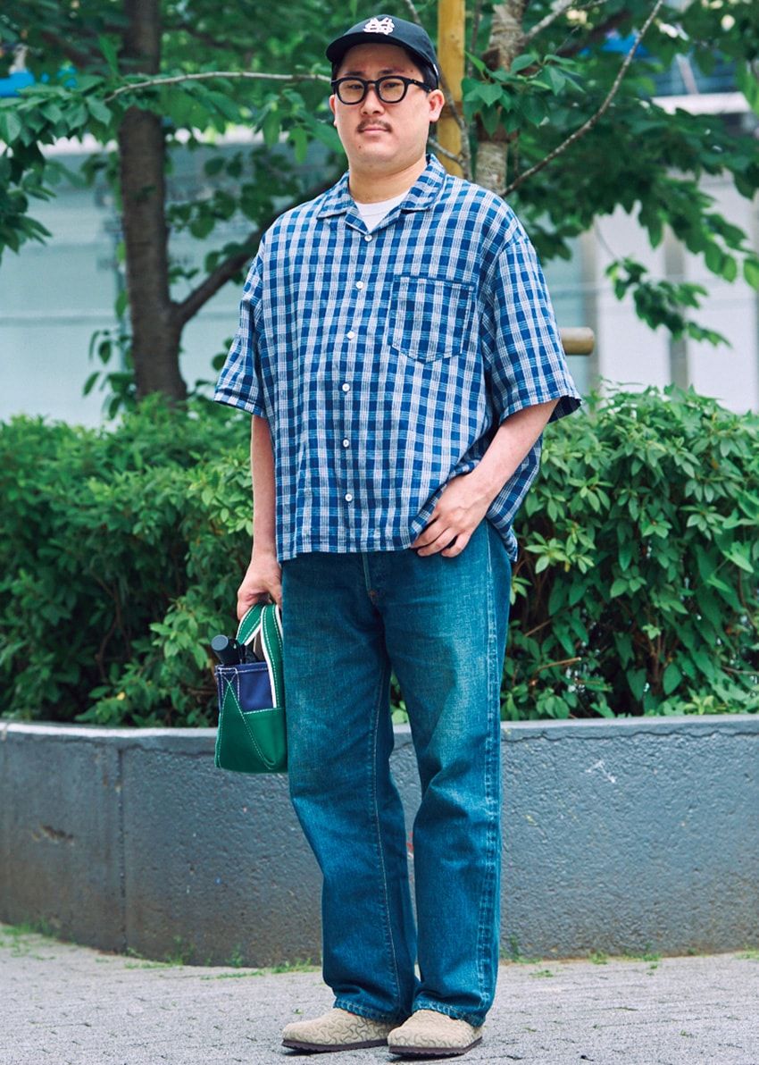 街角の“青コーデ“が集結！深いネイビーから爽やかなスカイブルーまで、グラデーションでイッキ見 - 13枚目の画像