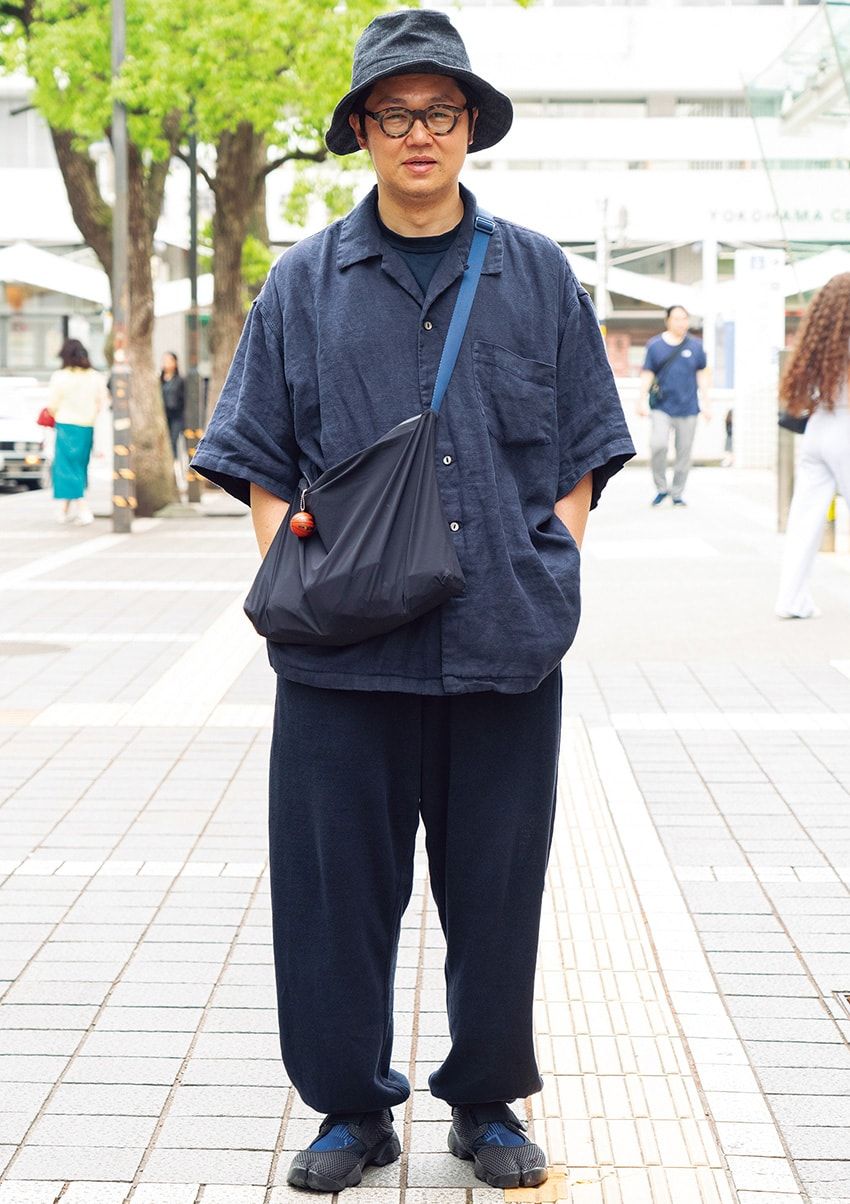 街角の“青コーデ“が集結！深いネイビーから爽やかなスカイブルーまで、グラデーションでイッキ見 - 14枚目の画像