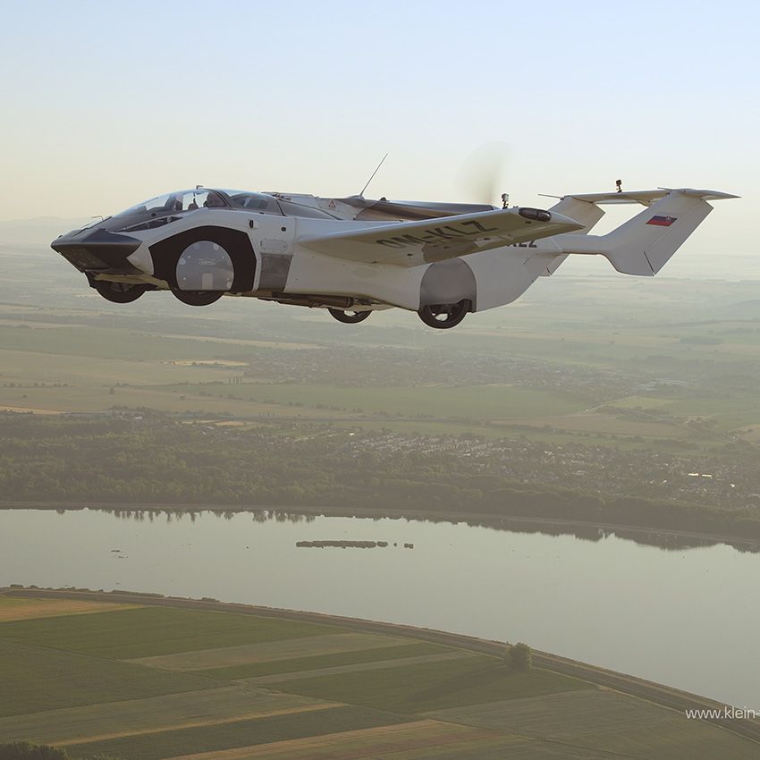 ホントに“空飛ぶ車”は1億円超えで来年発売！大阪万博で話題の「エアカー」は街も空も自由自在 - 12枚目の画像