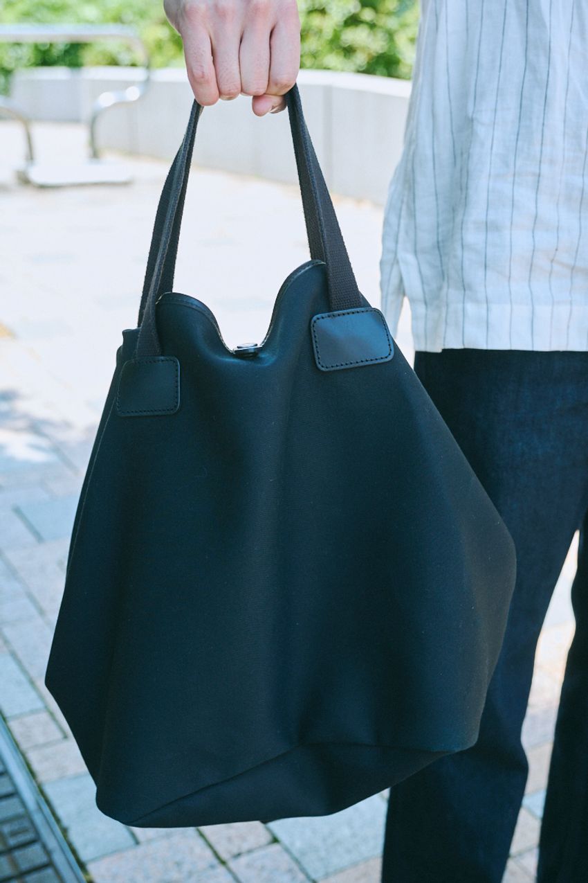 きれいめコーデに「マーガレット・ハウエル」を。20代〜50代の着こなしをチェック！ - 3枚目の画像