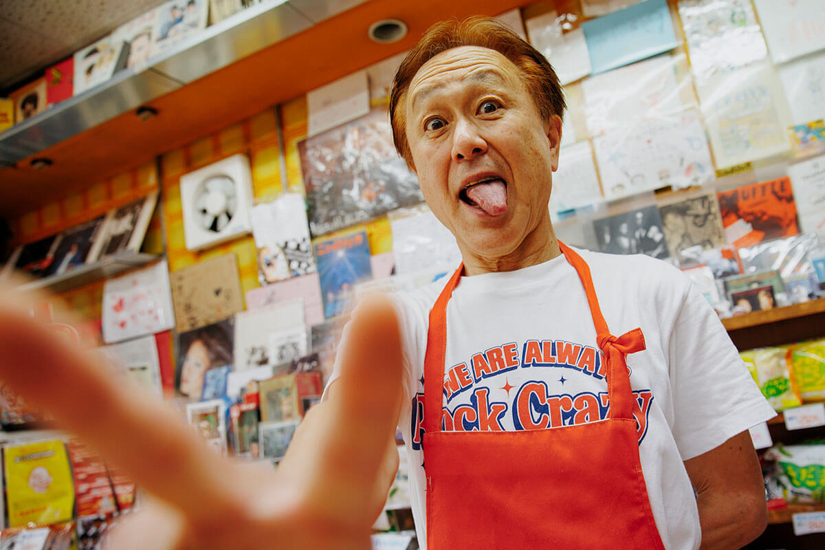 ブルーハーツと対バン、史上“最遅”で武道館ライブ。還暦ニューロティカ