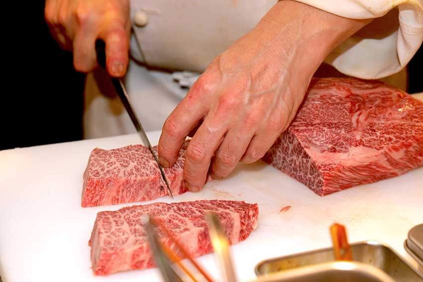 鉄板焼き “黒毛和牛ステーキ”が6578円で食べ放題！こだわり人気店が始めた超コスパの新サービス - 8枚目の画像