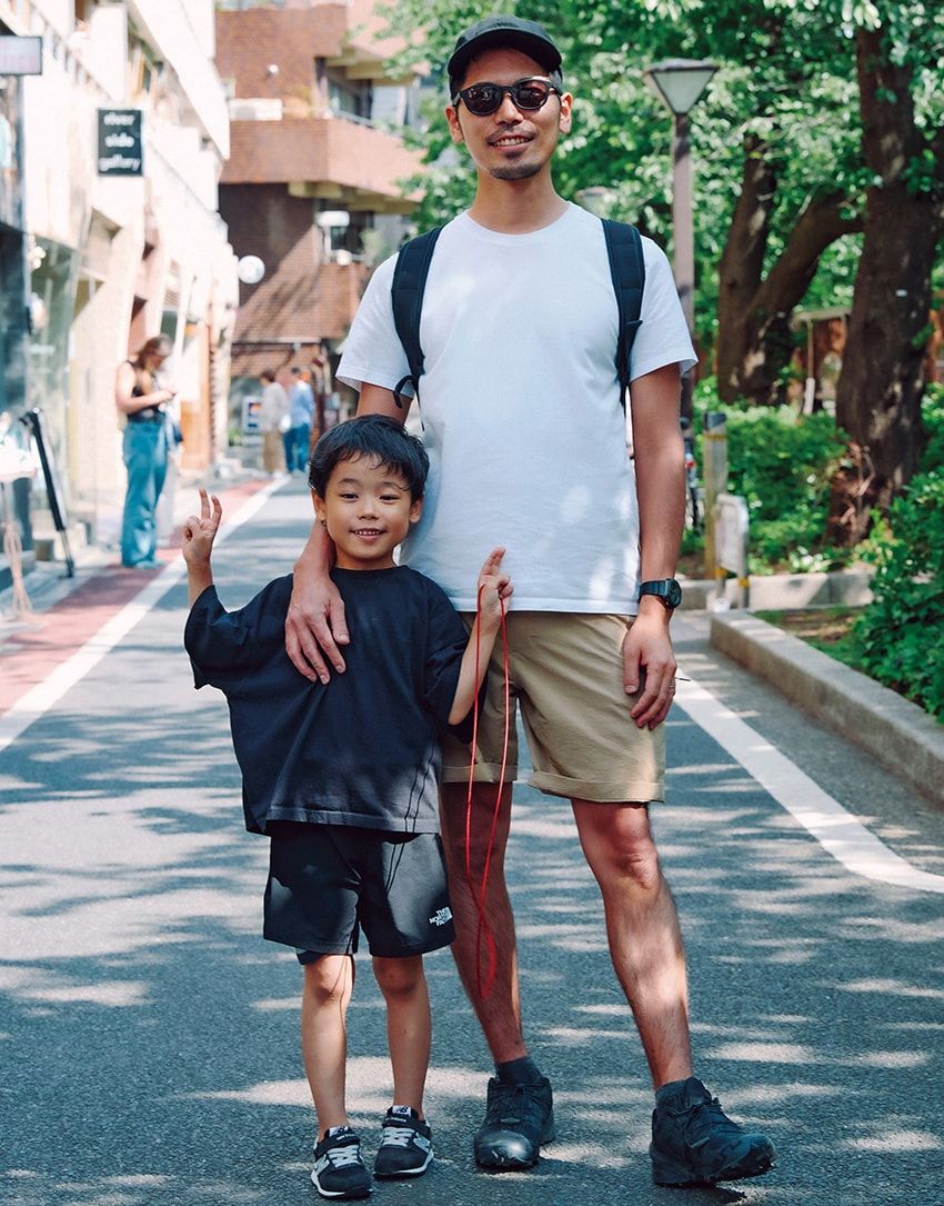 Tシャツ＝ユニクロ