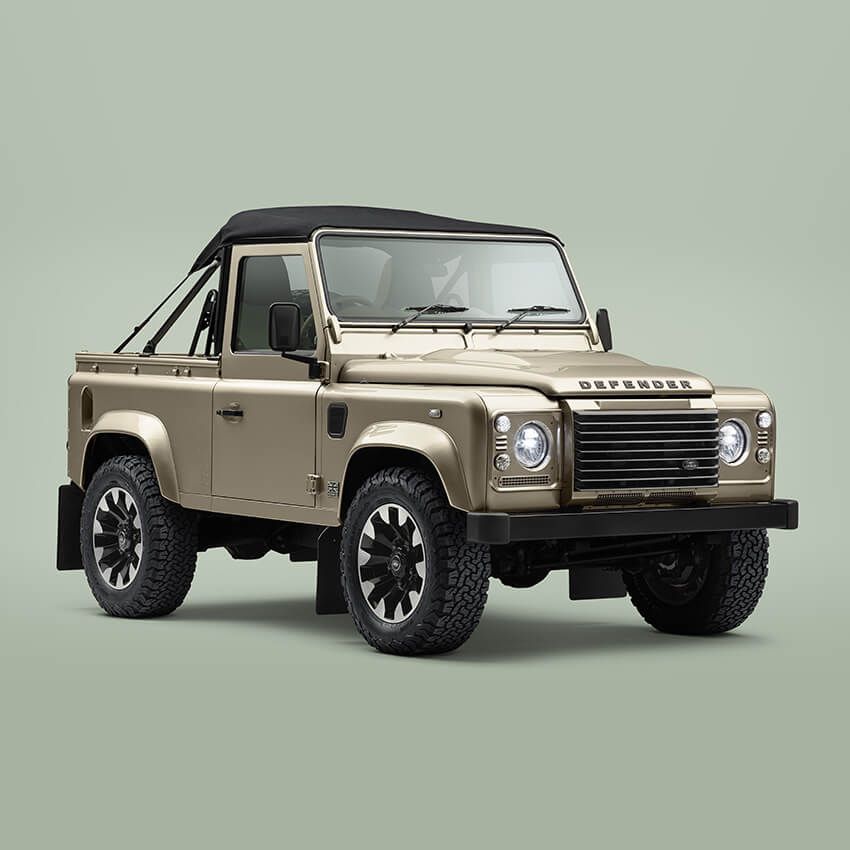 注目度バツグンの、2シーターオープンカーだ。